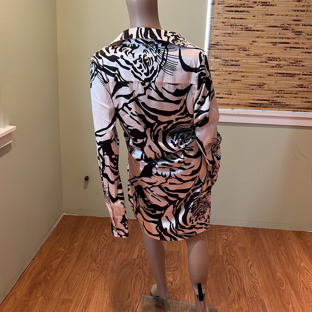 Akira She's Dangerous Low V Mini Dress Ivory Colored With Lion Faces Size XL - Picture 3 of 10